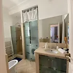 Apartment Central Studio Capri
