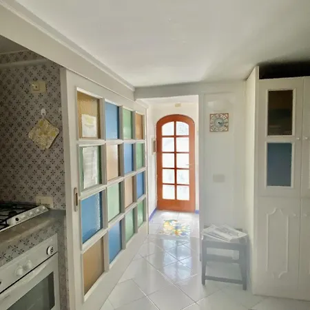 Central Studio Capri شقة كابري
