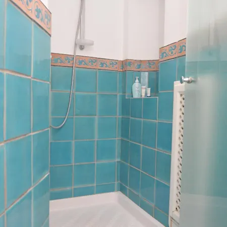 Central Studio Capri * كابري