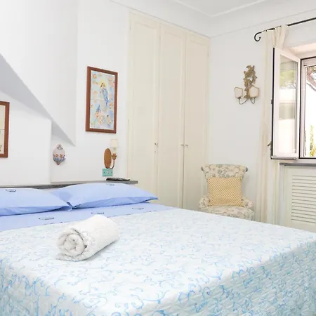 Central Studio Capri شقة كابري